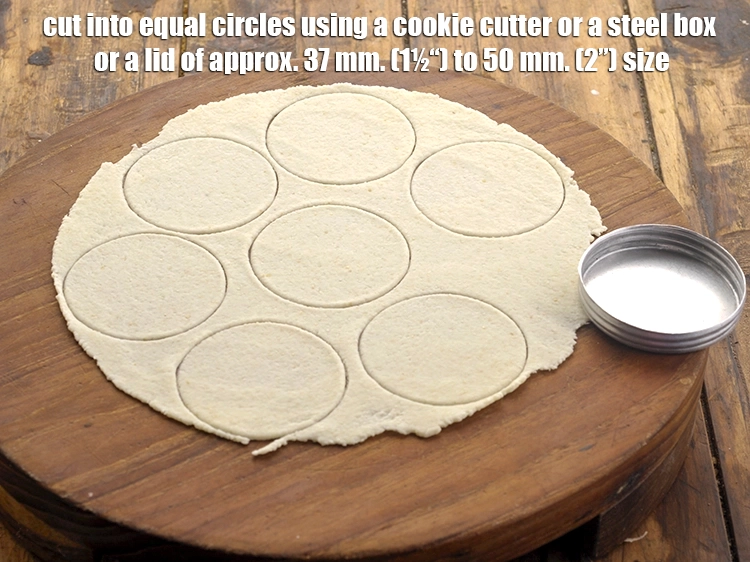Step 10 – <p>Cut into 7 equal circles using a cookie cutter or a steel box or a …