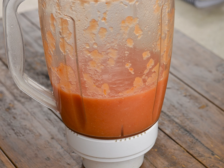 Step 6 – <p><span style="background-color:rgb(255,255,255);color:rgb(0,0,0);">Allow the mixture to cool completely. Remove the cinnamon and cloves and discard them. …