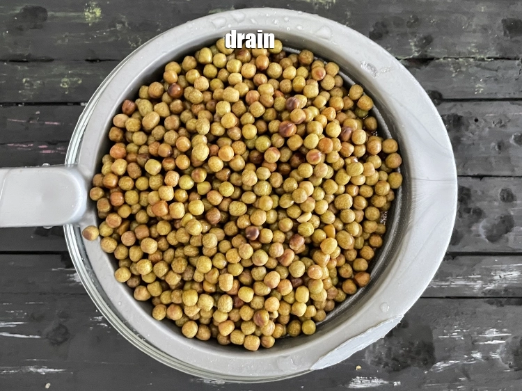 Step 4 – <p><span style="background-color:rgb(255,255,255);color:rgb(0,0,0);">Drain.</span></p>