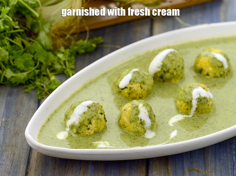 Step 11 – <p><span style="color:rgb(13,13,13);">Garnished with </span><span style="background-color:rgb(255,255,255);color:rgb(0,0,0);">fresh </span><a href="https://www.tarladalal.com/glossary-cream-malai-851i"><u>cream</u></a><span style="color:rgb(13,13,13);">.</span></p>