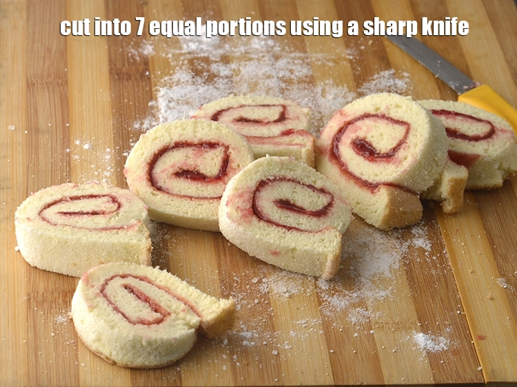 Step 11 – <p><span style="background-color:rgb(255,255,255);color:rgb(0,0,0);">Cut into 7 equal portions using a sharp knife.</span></p>