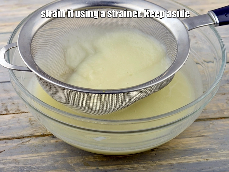 Step 4 – <p><span style="background-color:rgb(255,255,255);color:rgb(0,0,0);"><strong>Strain</strong> it using a strainer. Keep aside.</span></p>