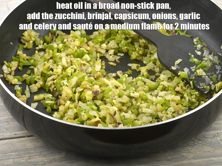 Step 7 – <p><span style="color:rgb(13,13,13);">Heat the </span><span style="background-color:rgb(255,255,255);color:rgb(0,0,0);">1 tsp </span><a href="https://www.tarladalal.com/glossary-oil-671i"><u>oil</u></a><span style="color:rgb(13,13,13);"> in a broad non-stick pan, add …