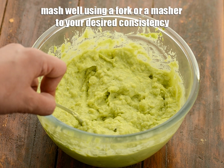 Step 6 – <p><strong>Mash well</strong> using a fork or a masher to your desired consistency. For the perfect …