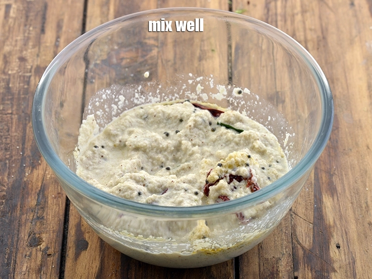 Step 14 – <p>Gently mix and your coconut chutney for idli, dosa and vada is ready!</p>
