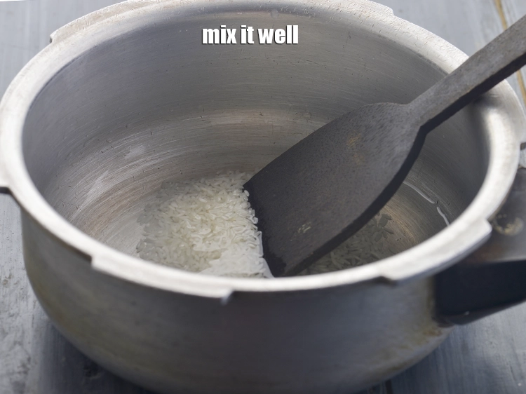Step 14 – <p>Mix it well using a ladle.</p>