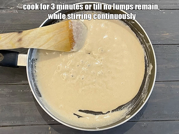 Step 11 – <p><span style="background-color:rgb(255,255,255);color:rgb(0,0,0);">Cook on a medium flame for 3 minutes, while stirring continuously.</span></p>