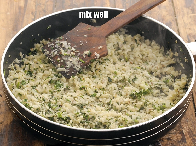 Step 21 – <p>Mix well and keep the <strong>gobi stuffing</strong> aside.</p>