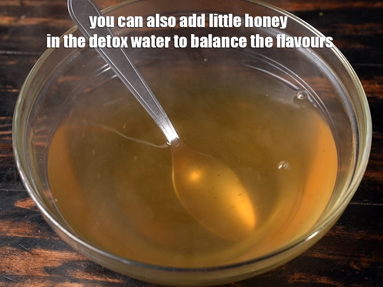 Step 13 – <p>You can also add little <strong>honey</strong> in the detox water to balance the flavours.</p>