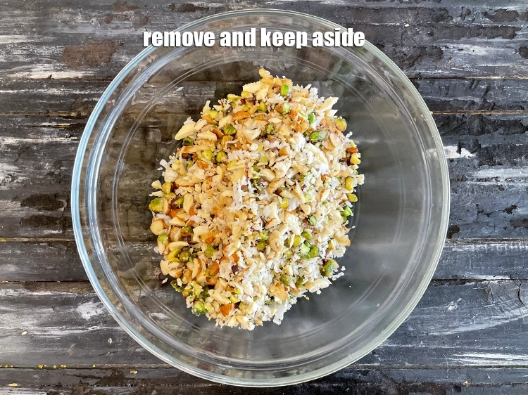 Step 18 – <p>Remove and keep aside.</p>