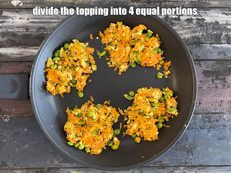Step 15 – <p>Divide the topping into 4&nbsp;equal portions.</p>