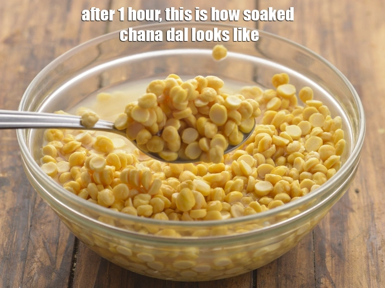 Step 25 – <p><span style="background-color:rgb(255,255,255);color:rgb(0,0,0);">After 1 hour, this is how soaked <strong>chana dal</strong> looks like.</span></p>