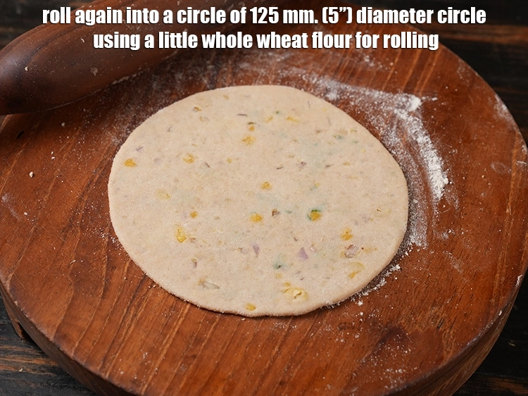 Step 47 – <p><span style="background-color:rgb(255,255,255);color:rgb(0,0,0);">Roll again into a circle of 125 mm. (5”) diameter circle using a little …