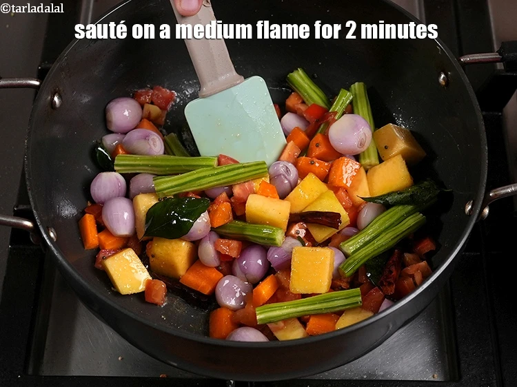 Step 35 – <p>Sauté on a medium flame for 2 minutes.</p>