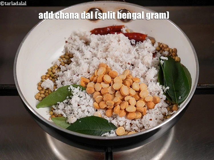 Step 9 – <p>Add the <span style="background-color:rgb(255,255,255);color:rgb(0,0,0);">2 tsp </span><a href="https://www.tarladalal.com/glossary-chana-dal-split-Bengal-gram-285i"><u>chana dal (split Bengal gram)</u></a><u>.</u></p>