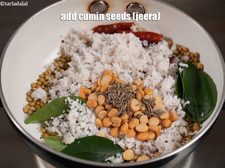Step 10 – <p>Add the <span style="background-color:rgb(255,255,255);color:rgb(0,0,0);">1/4 tsp </span><a href="https://www.tarladalal.com/glossary-cumin-seeds-jeera-zeera-381i"><u>cumin seeds (jeera)</u></a><u>.</u></p>