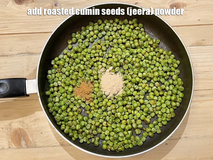 Step 12 – <p>Add the <span style="background-color:rgb(255,255,255);color:rgb(0,0,0);">1/2 tsp roasted </span><a href="https://www.tarladalal.com/glossary-cumin-seeds-jeera-zeera-381i#ing_3325"><u>cumin seeds (jeera) powder</u></a><u>.</u></p>