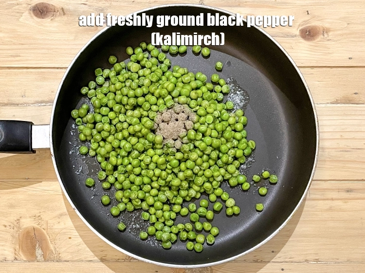 Step 4 – <p>Add the <span style="background-color:rgb(255,255,255);color:rgb(0,0,0);">1/2 tsp </span><a href="https://www.tarladalal.com/glossary-freshly-ground-black-pepper-kalimirch-powder-kali-mirch-ka-powder-567i"><u>freshly ground black pepper (kalimirch)</u></a><u>.</u></p>