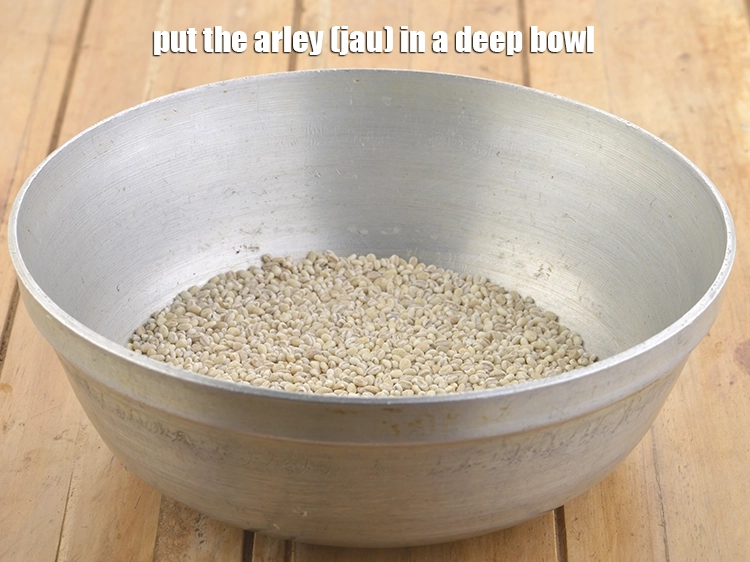 Step 11 – <p>To make&nbsp;<strong>Mysore barely dosa recipe | barley urad dal dosa | healthy Mysore barely dosa …