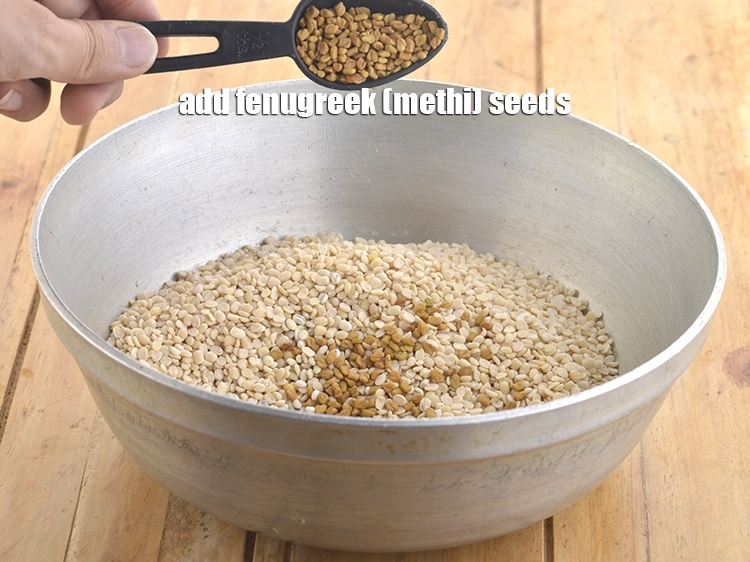 Step 13 – <p>Add the <span style="background-color:rgb(255,255,255);color:rgb(0,0,0);">1/2 tbsp </span><a href="https://www.tarladalal.com/glossary-fenugreek-seeds-methi-dana-methi-ke-dane-methi-seeds-991i"><u>fenugreek (methi) seeds</u></a><u>.</u></p>