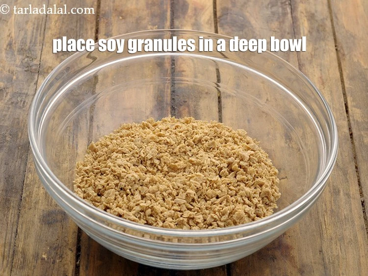 Step 3 – <p>To make&nbsp;<strong>bread pattice |&nbsp;</strong>first we need to soak the soy granules. Place&nbsp;<span style="background-color:rgb(255,255,255);color:rgb(0,0,0);">2 tbsp </span><a …