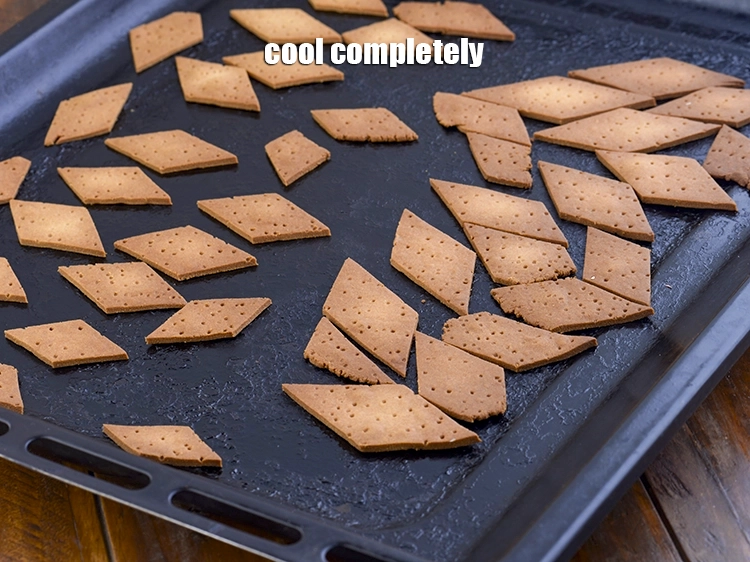 Step 18 – <p><span style="background-color:rgb(255,255,255);color:rgb(0,0,0);">Cool completely.</span></p>