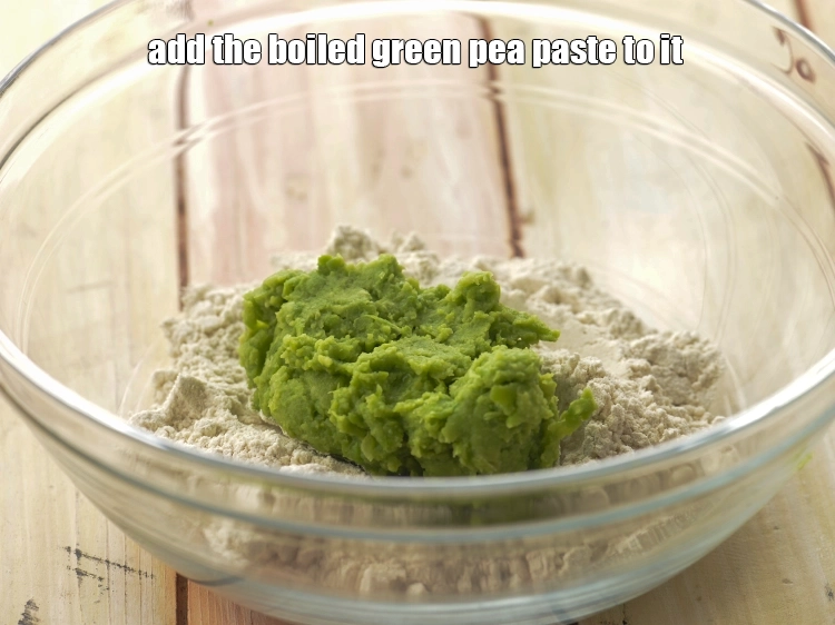 Step 12 – <p>Then add the <strong>boiled green pea paste</strong> to it.</p>