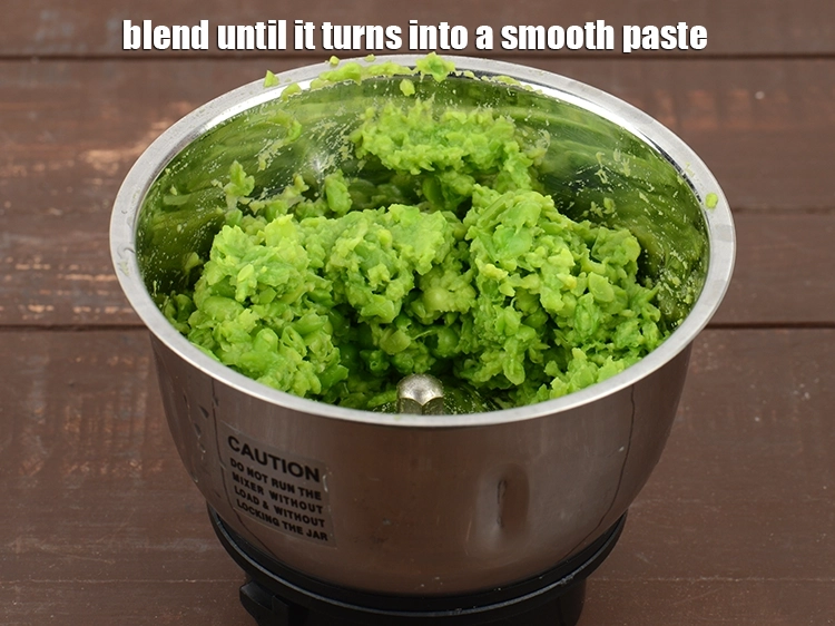 Step 10 – <p>Blend until it turns into a <strong>smooth paste</strong>. Keep aside.</p>