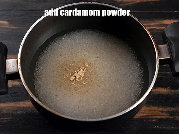 Step 3 – <p><span style="background-color:rgb(255,255,255);color:rgb(0,0,0);">Add 1/4 tsp </span><a href="https://www.tarladalal.com/glossary-cardamom-powder-elaichi-powder-265i"><u>cardamom (elaichi) powder</u></a>.</p>