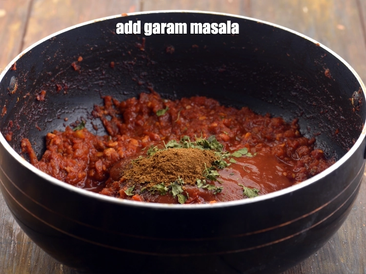 Step 16 – <p>Also add <span style="background-color:rgb(255,255,255);color:rgb(0,0,0);">1 tsp </span><a href="https://www.tarladalal.com/glossary-garam-masala-296i"><u>garam masala</u></a> to perk up the flavours of the<strong>&nbsp;kadai …