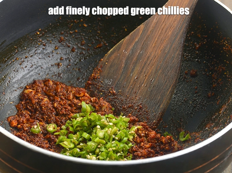 Step 9 – <p>Add the <span style="background-color:rgb(255,255,255);color:rgb(0,0,0);">1 tbsp finely </span><a href="https://www.tarladalal.com/glossary-green-chillies-hari-mirch-331i#ing_2388"><u>chopped green chillies</u></a> for more spice.</p>