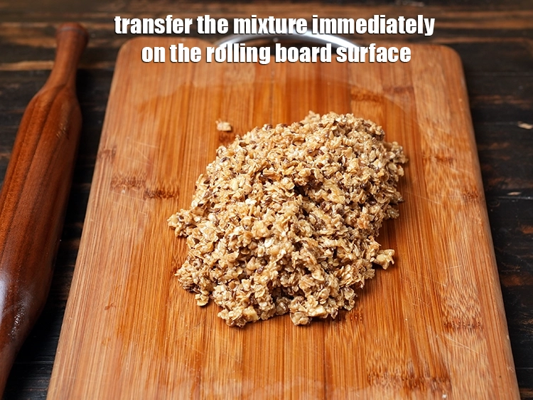 Step 15 – <p><span style="background-color:rgb(255,255,255);color:rgb(0,0,0);">Transfer the mixture immediately on the rolling board surface.</span></p>