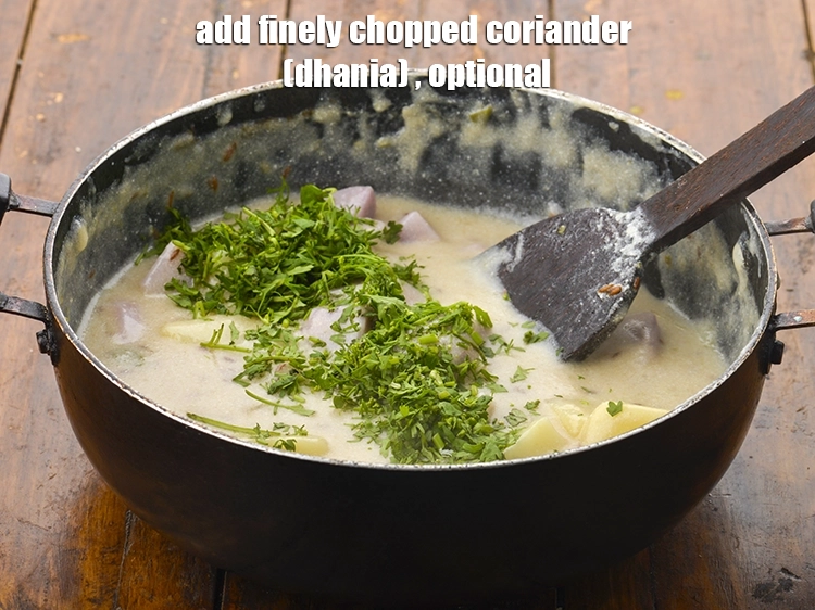 Step 10 – <p>Add the <span style="background-color:rgb(255,255,255);color:rgb(0,0,0);">1 tbsp. finely </span><a href="https://www.tarladalal.com/glossary-coriander-dhania-kothmir-369i#ing_2365"><u>chopped coriander (dhania) </u></a><span style="background-color:rgb(255,255,255);color:rgb(0,0,0);">, optional.</span></p>