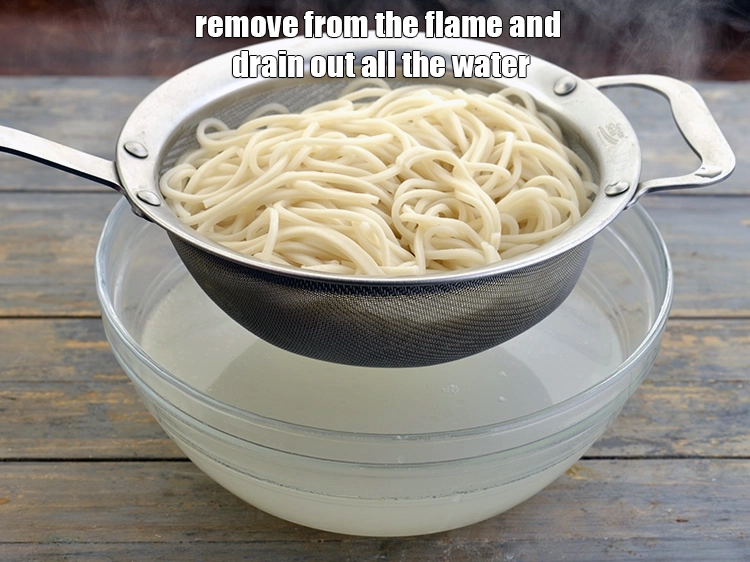 Step 6 – <p><strong>Drain</strong> them using a strainer.</p>