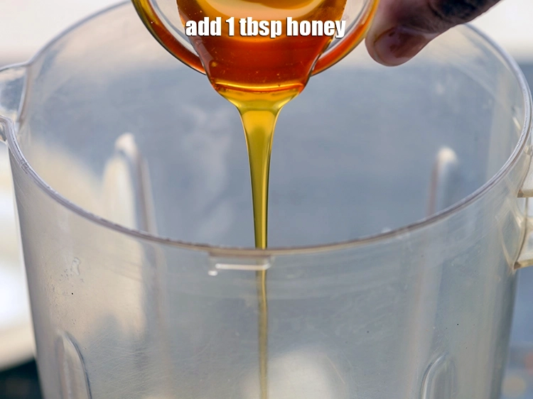 Step 7 – <p>Add 1 tbsp <a href="https://www.tarladalal.com/glossary-honey-467i">honey</a></p>