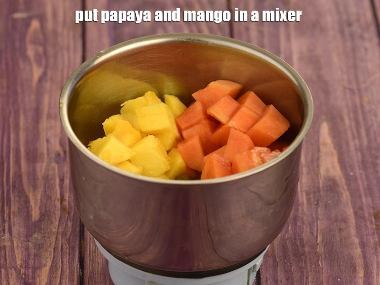 Step 1 – <p><span style="background-color:rgb(255,255,255);color:rgb(0,0,0);">To make the </span><strong>Papaya and Mango Puree for babies | &nbsp;no sugar, salt &nbsp;Papaya …