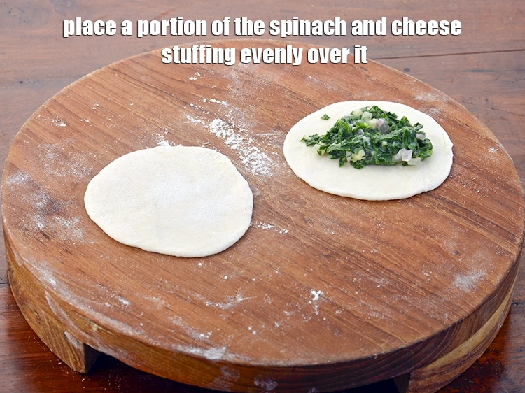 Step 10 – <p><span style="background-color:rgb(255,255,255);color:rgb(0,0,0);">Place a portion of the rolled dough circle on a clean, dry surface and …