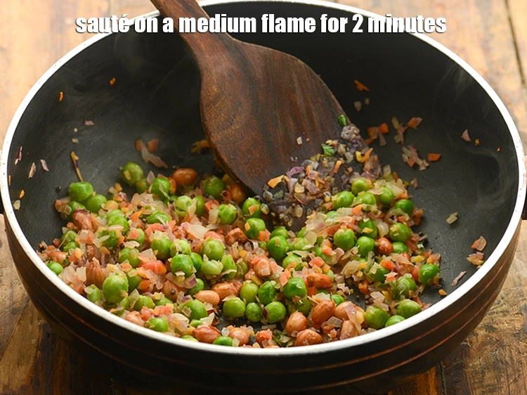 Step 23 – <p><strong>Sauté</strong> on a medium flame for 2 minutes.</p>