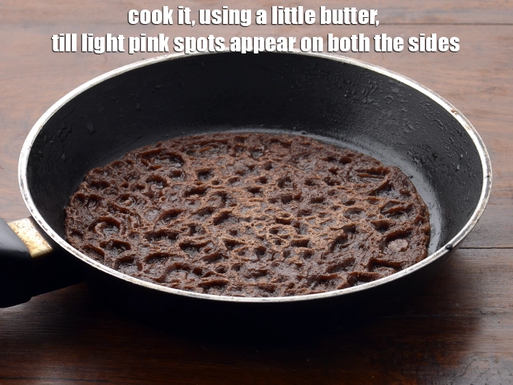 Step 9 – <p><span style="background-color:rgb(255,255,255);color:rgb(0,0,0);">Cool slightly, pour a ladleful of the <strong>mixture</strong> into the pan and tilt in …