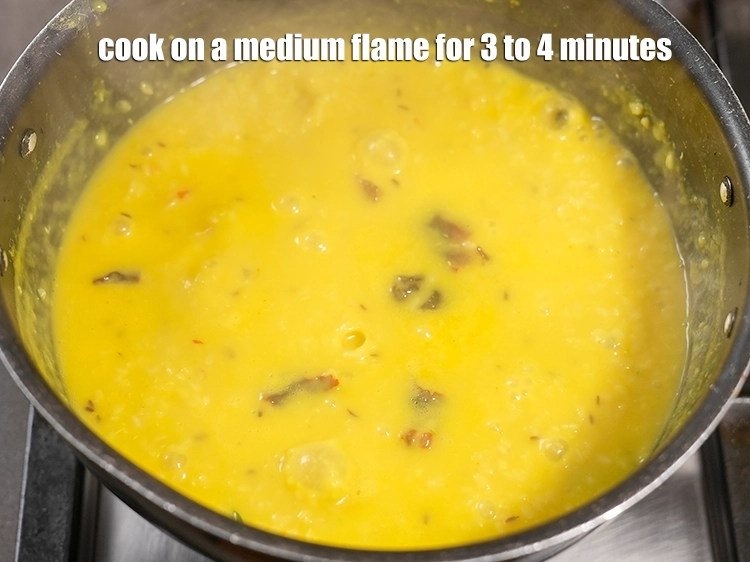 Step 29 – <p><span style="background-color:rgb(255,255,255);color:rgb(0,0,0);">Cook on a medium flame for 3 to 4 minutes. Remember to keep stirirng …