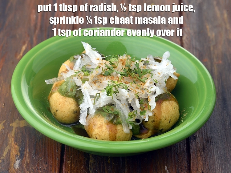 Step 13 – <p><span style="background-color:rgb(255,255,255);color:rgb(0,0,0);">Put 1 tbsp. of </span><a href="https://www.tarladalal.com/glossary-radish-mooli-mula-muli-502i#ing_2412"><u>grated radish (mooli)</u></a><span style="background-color:rgb(255,255,255);color:rgb(0,0,0);">, ½ tsp </span><a href="https://www.tarladalal.com/glossary-lemon-nimbu-428i#ing_2754"><u>lemon juice</u></a><span …