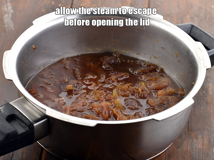 Step 8 – <p><span style="background-color:rgb(255,255,255);color:rgb(0,0,0);">Allow the steam to escape before opening the lid. It is very important to …