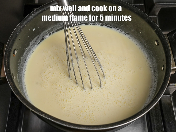 Step 7 – <p><span style="background-color:rgb(255,255,255);color:rgb(0,0,0);">Mix well and cook on a medium flame for 5 minutes, while stirring continuously …