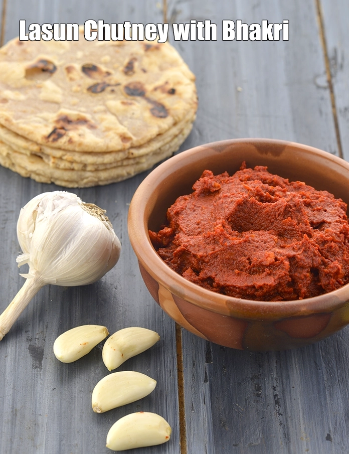 Step 12 – <p><strong>Lasun Chutney with Bhakri</strong> is a popular Gujarati way a eating.&nbsp;</p>