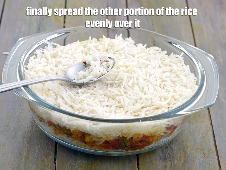 Step 15 – <p><span style="background-color:rgb(255,255,255);color:rgb(0,0,0);">Finally spread the other portion of the <strong>rice</strong> evenly over it.</span></p>
