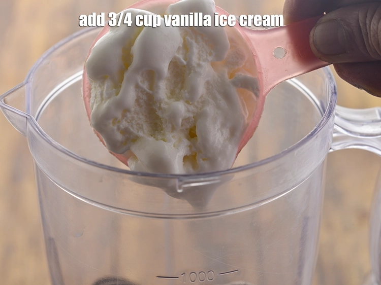Step 3 – <p>Add the <span style="background-color:rgb(255,255,255);color:rgb(0,0,0);">3/4 cup </span><a href="https://www.tarladalal.com/glossary-Vanilla-ice-cream-1887i"><u>vanilla ice cream</u></a><u>.</u></p>