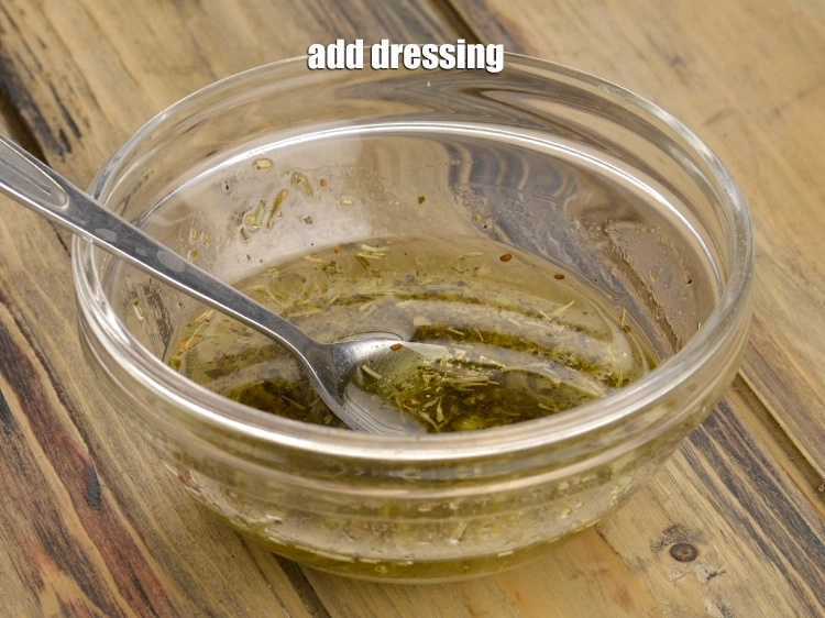 Step 2 – <p><span style="background-color:rgb(255,255,255);color:rgb(0,0,0);">Add the <strong>dressing</strong>.</span></p>