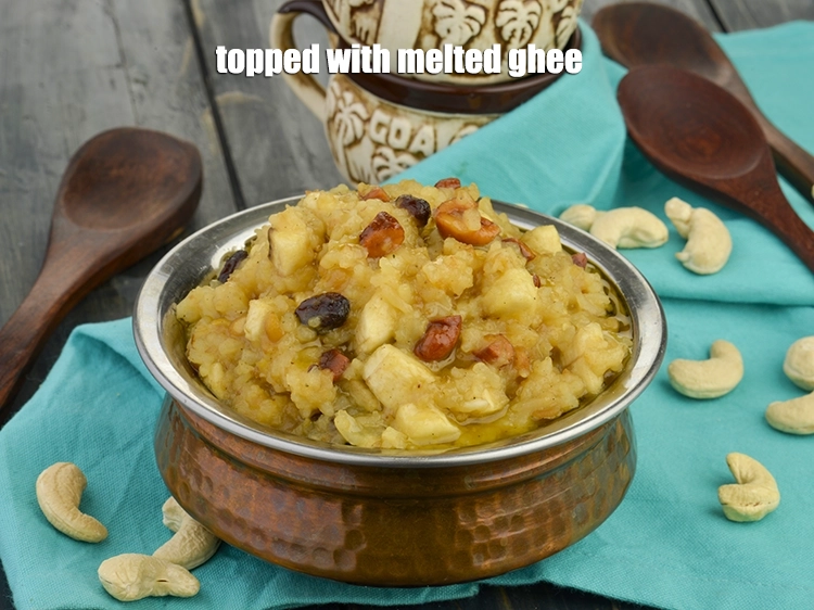 Step 8 – <p><span style="background-color:rgb(255,255,255);color:rgb(0,0,0);">Topped with 2 tbsp. melted </span><a href="https://www.tarladalal.com/glossary-ghee-245i"><u>ghee</u></a><u>.</u></p>