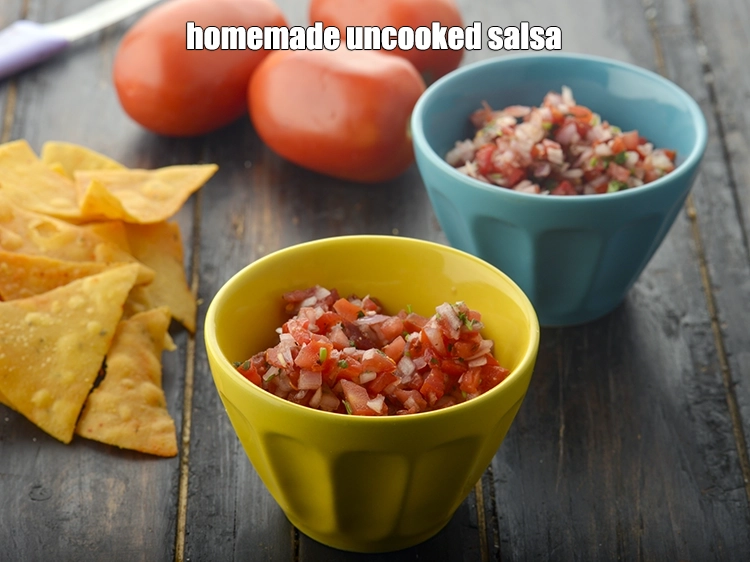 Step 3 – <p>To make the <strong>uncooked salsa</strong> for <strong>Mexican Crepes | Rajam paneer crepe | Baked Vegetarian …