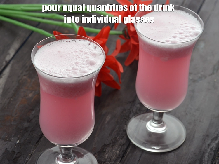 Step 9 – <p><span style="color:rgb(13,13,13);">Pour equal quantities of the drink into 4 individual glasses.</span></p>